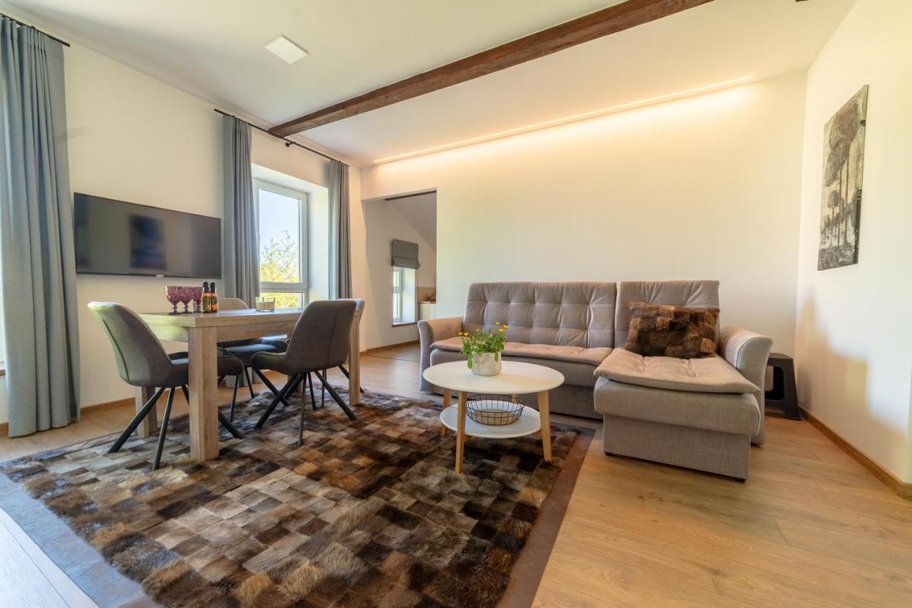 Apartamentai Muzika Шилуте Экстерьер фото