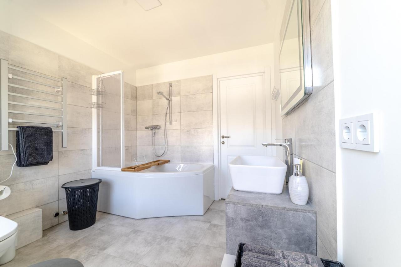 Apartamentai Muzika Шилуте Экстерьер фото