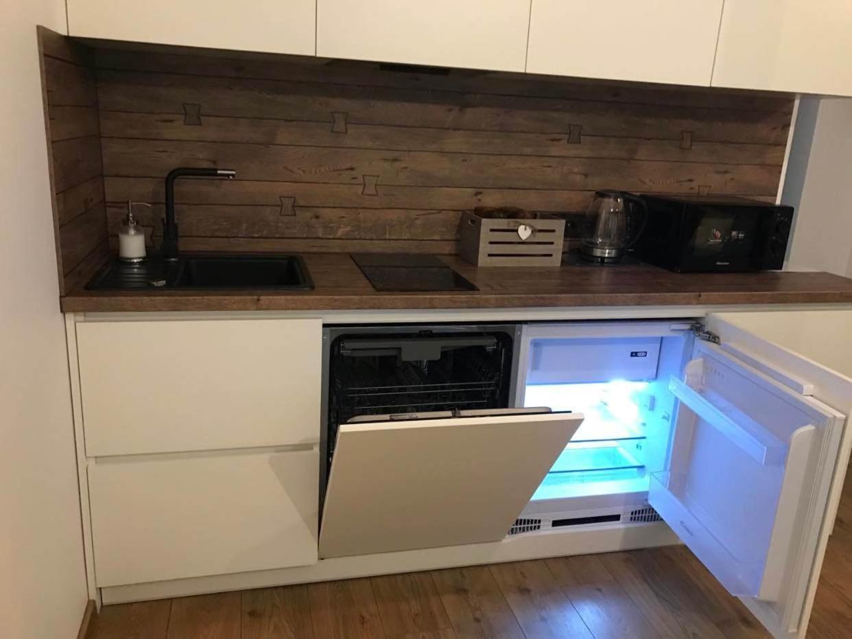 Apartamentai Muzika Шилуте Номер фото