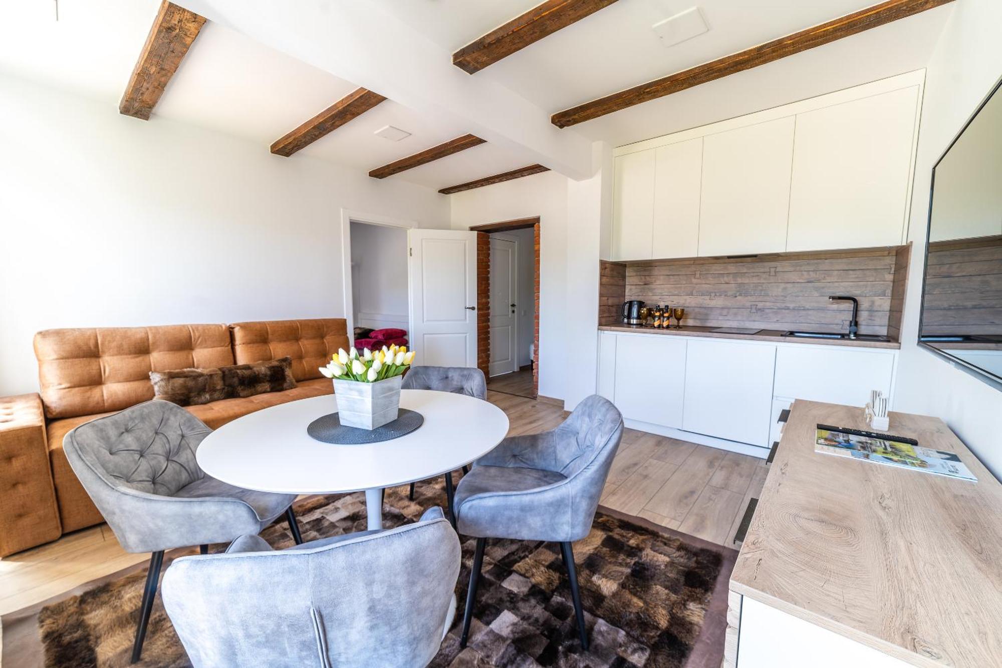 Apartamentai Muzika Шилуте Номер фото
