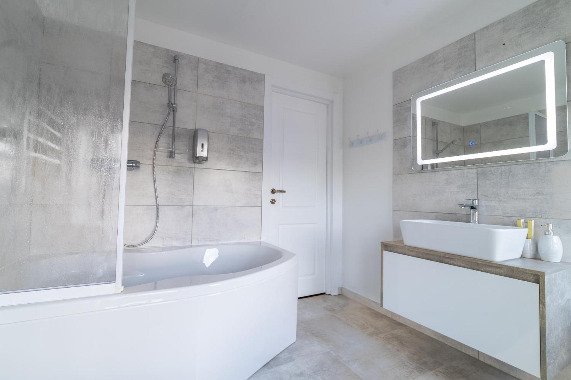 Apartamentai Muzika Шилуте Номер фото