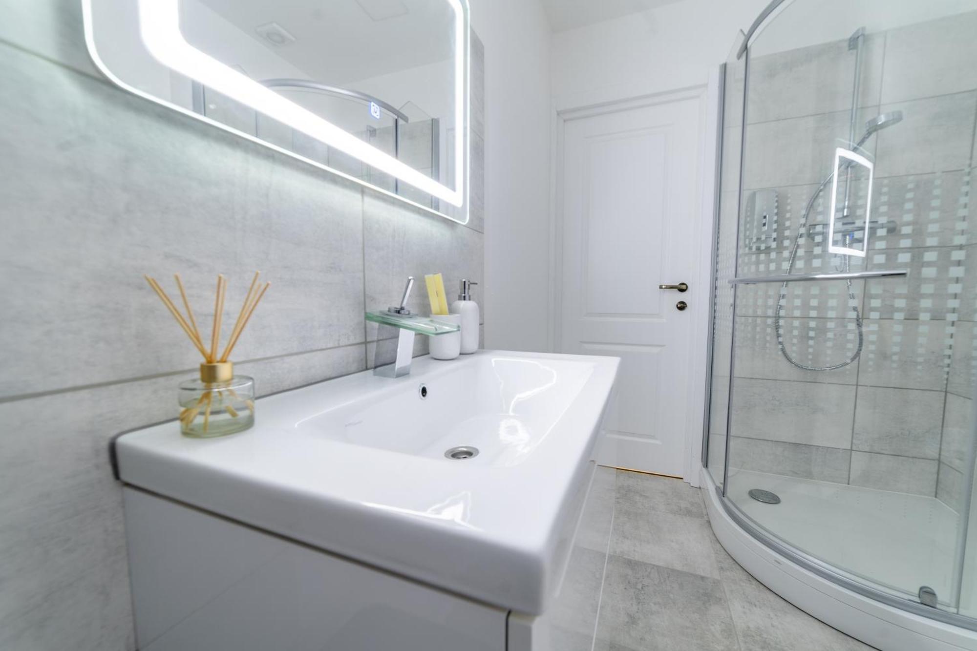 Apartamentai Muzika Шилуте Номер фото