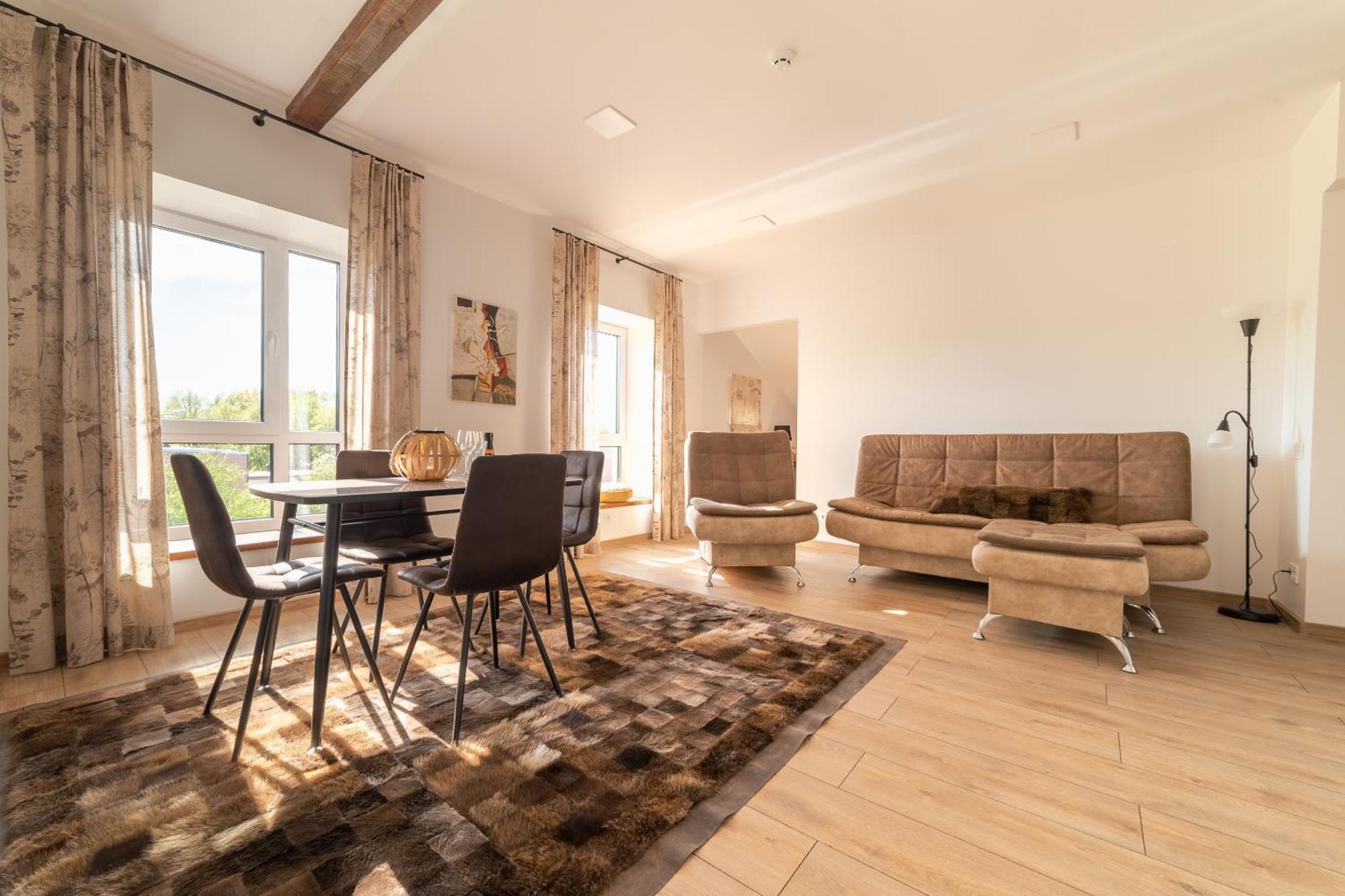 Apartamentai Muzika Шилуте Номер фото